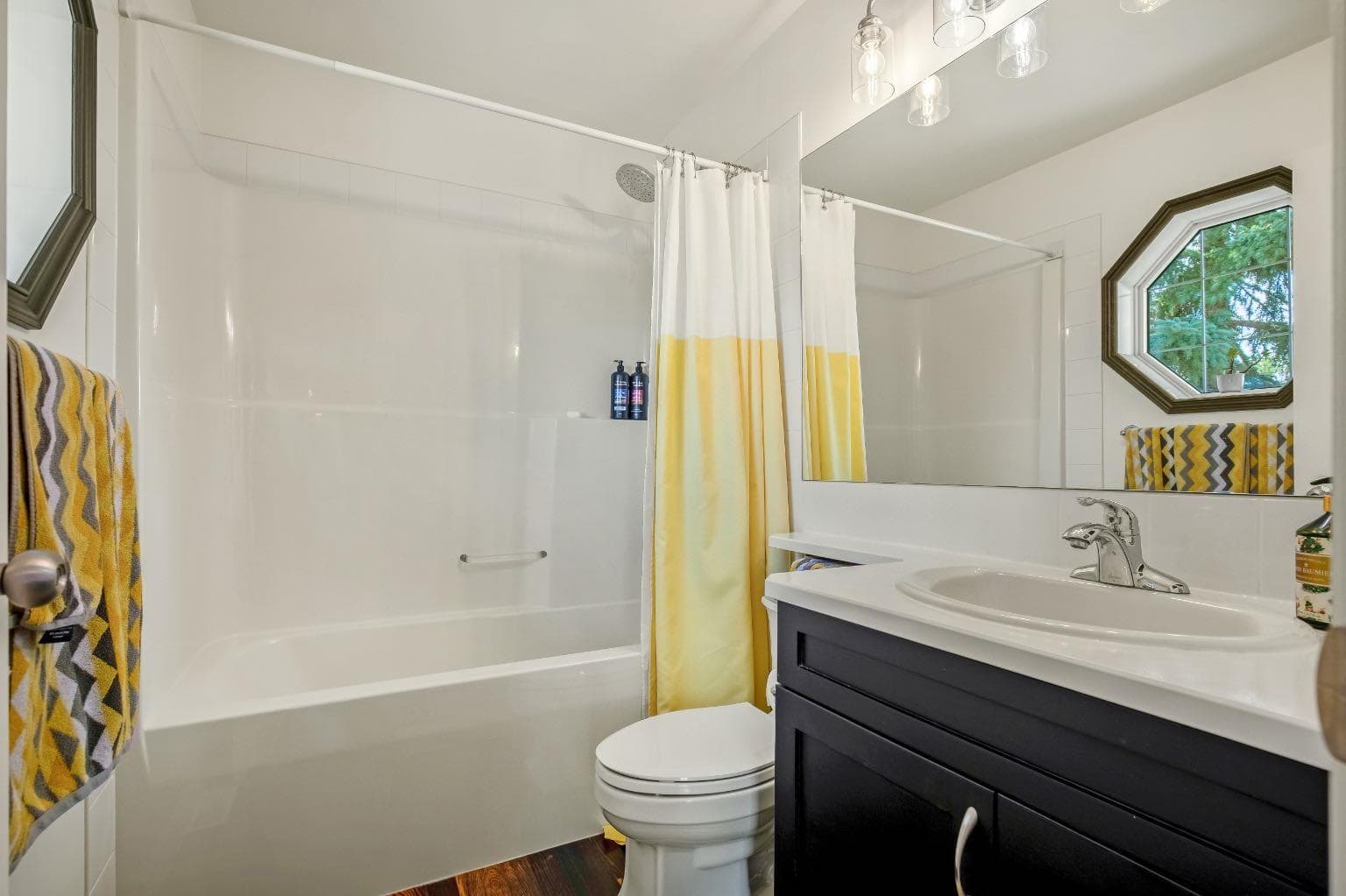 190 Inglewood Grove SE