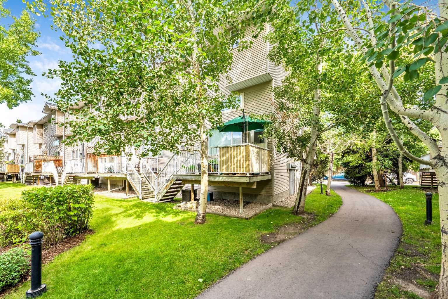 190 Inglewood Grove SE