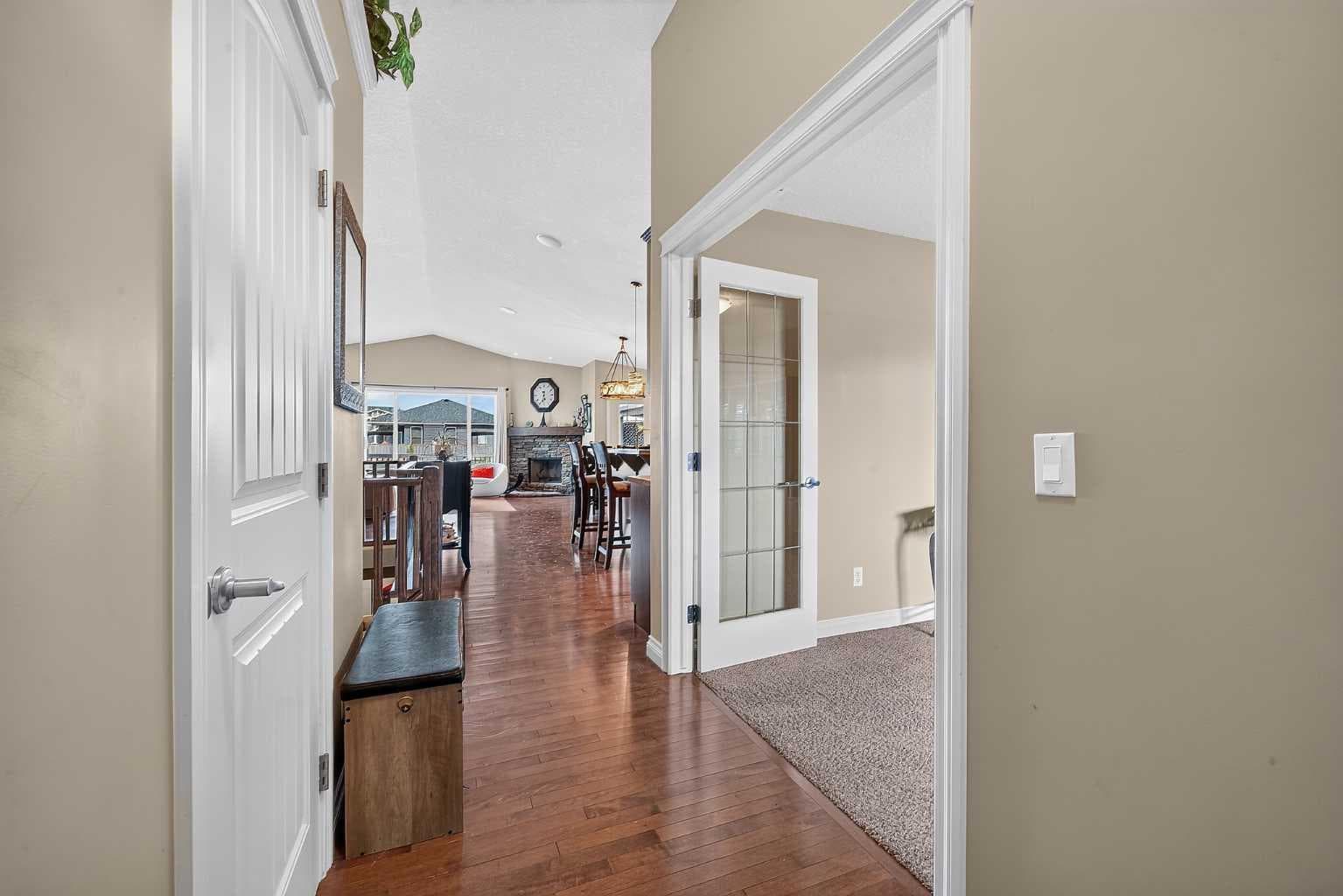 138 Hanson Drive NE