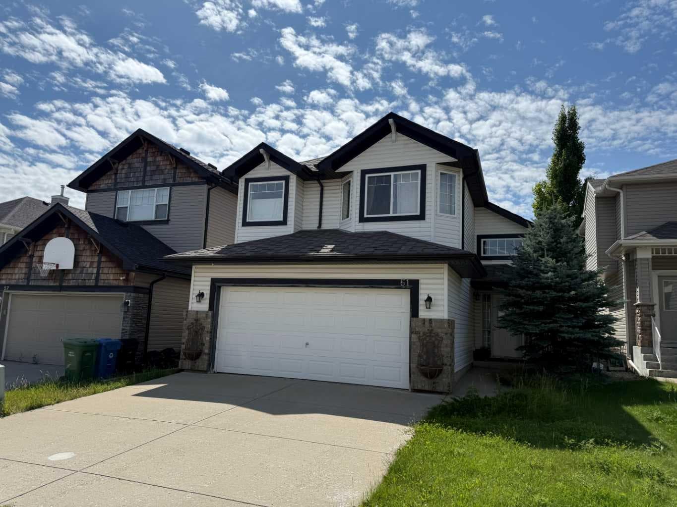 61 Everwoods Close SW