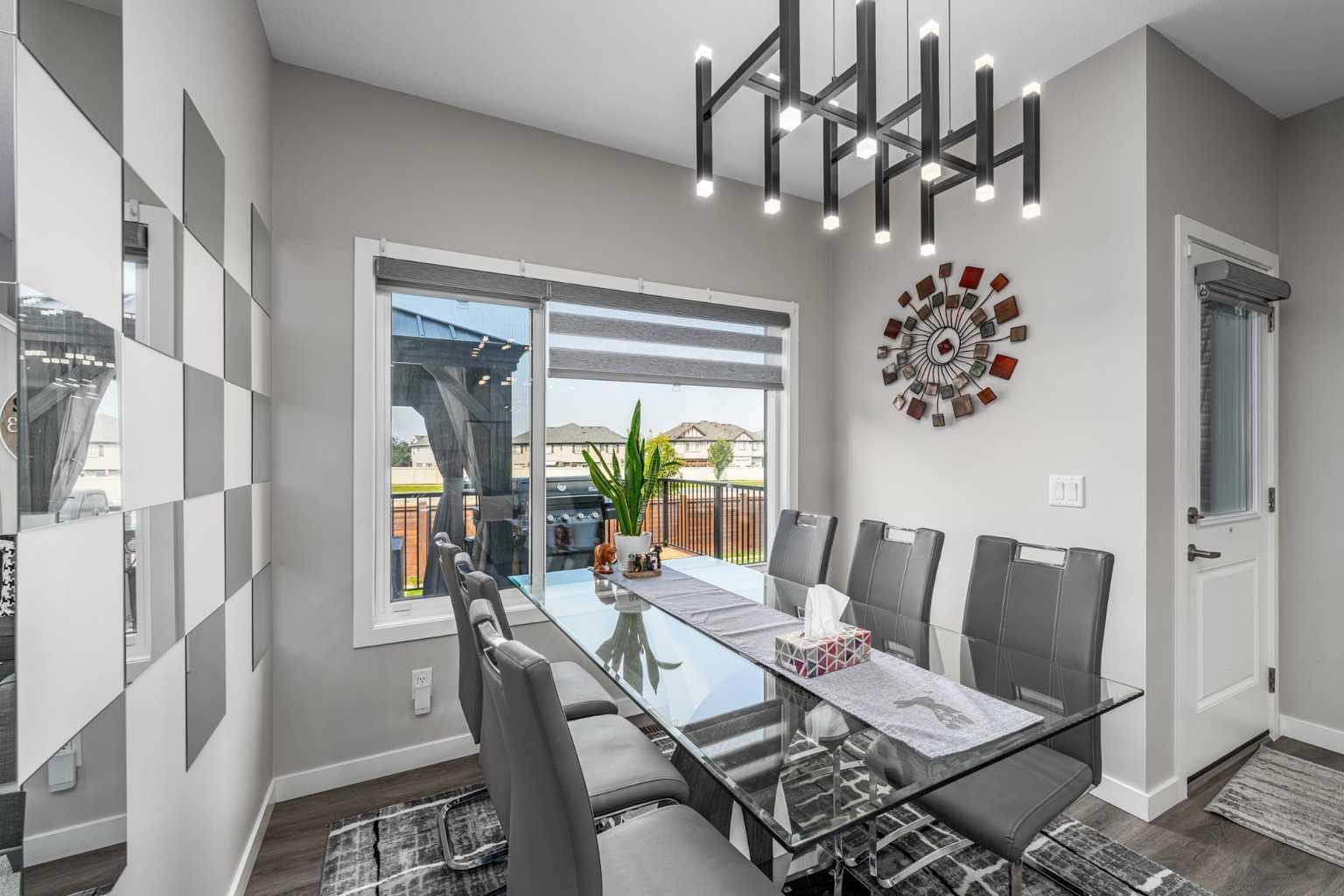 1161 Chinook Gate Bay SW