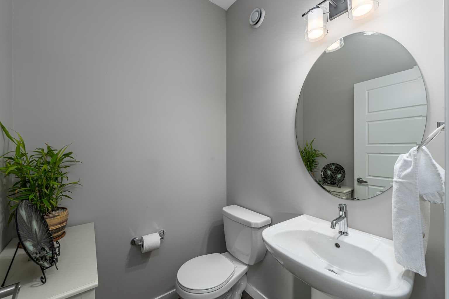 1161 Chinook Gate Bay SW