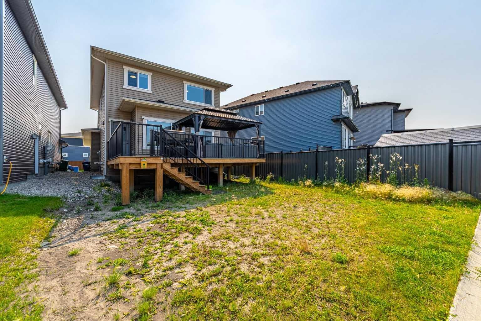 1161 Chinook Gate Bay SW