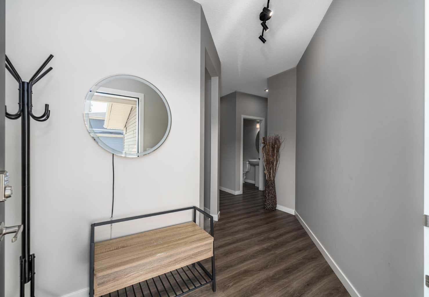 1161 Chinook Gate Bay SW