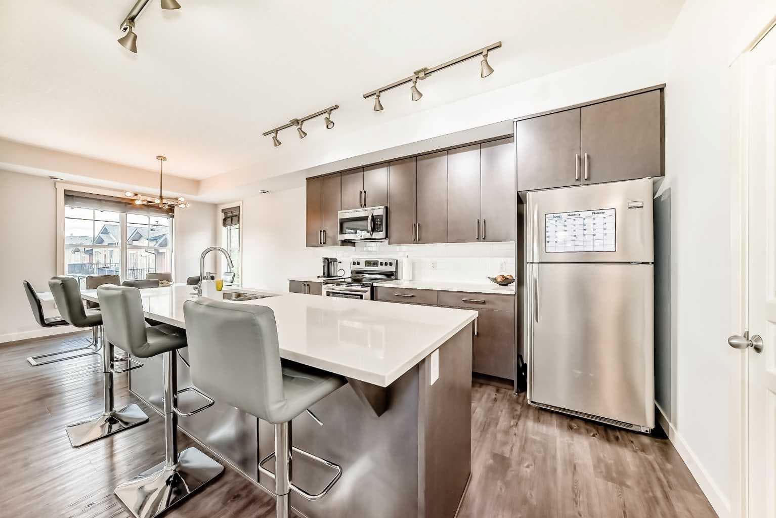652 Cranford Walk SE
