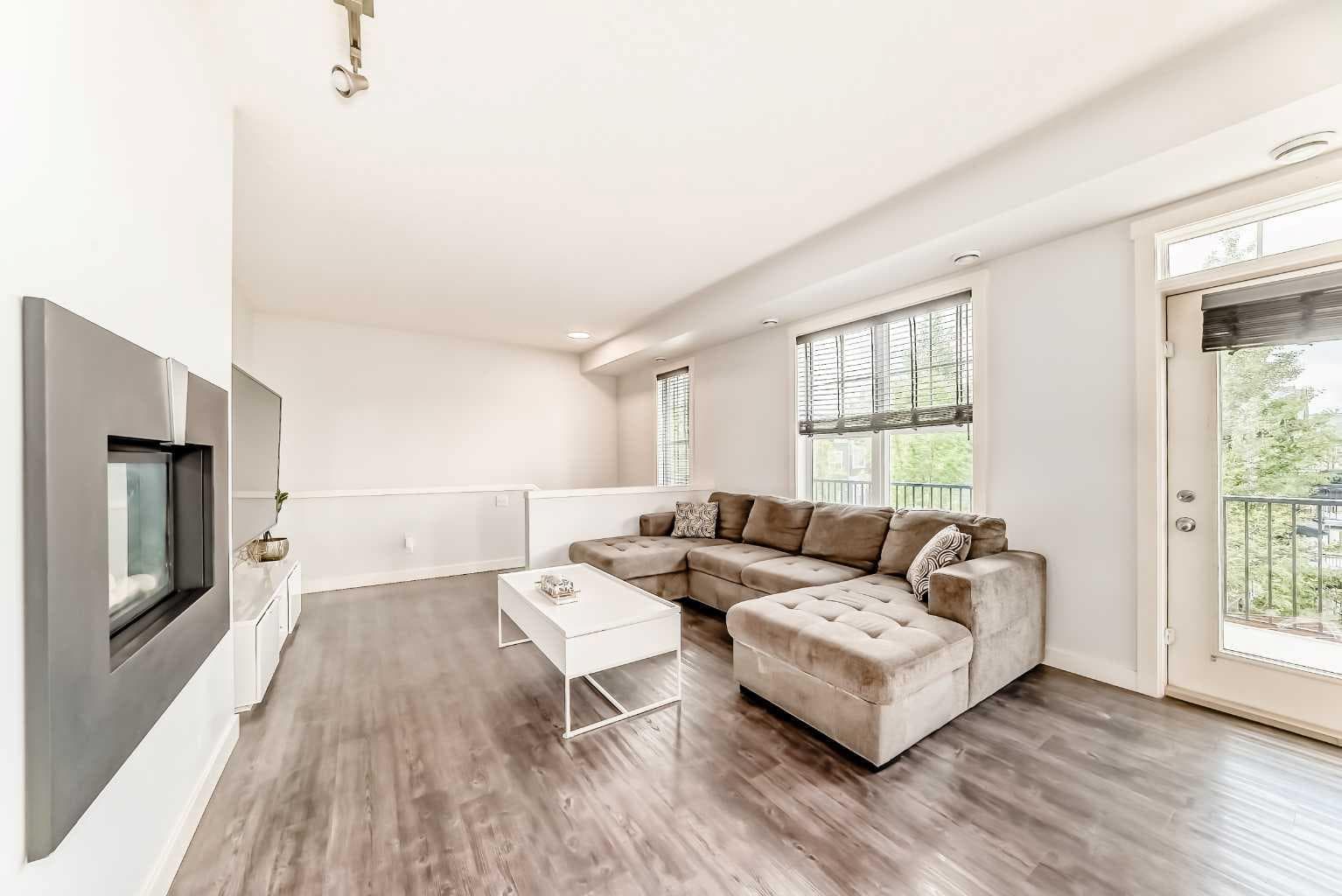 652 Cranford Walk SE