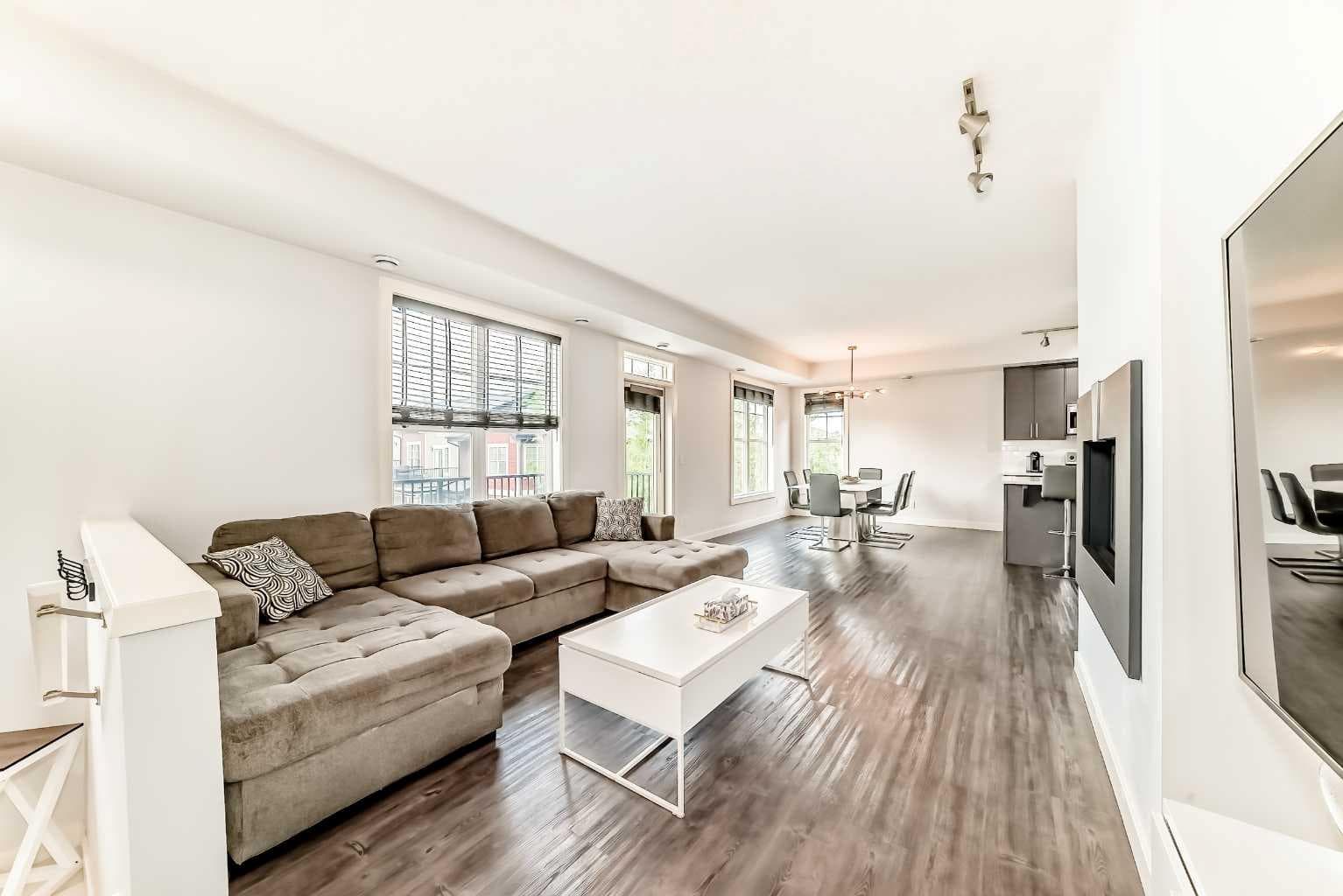 652 Cranford Walk SE