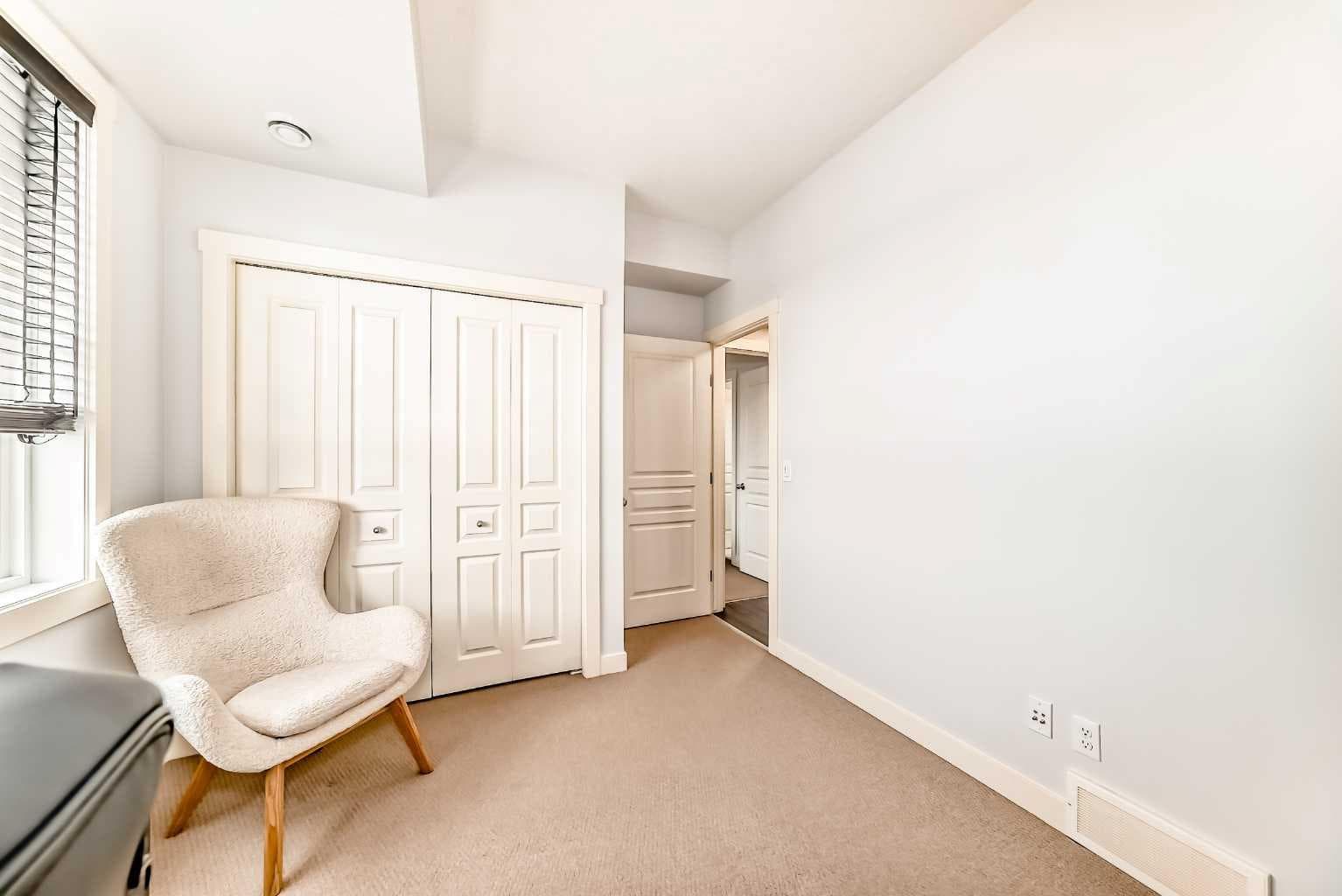 652 Cranford Walk SE