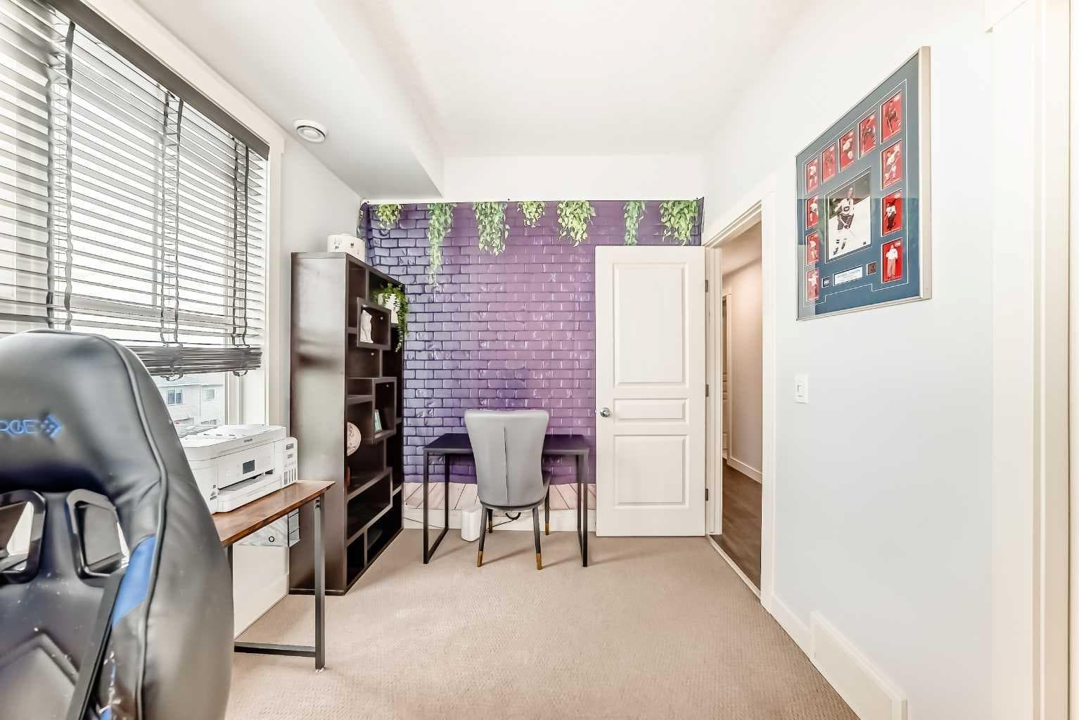 652 Cranford Walk SE