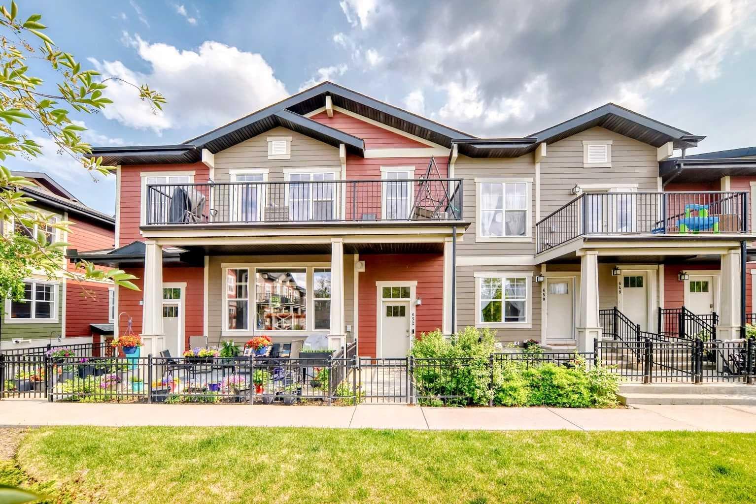 652 Cranford Walk SE