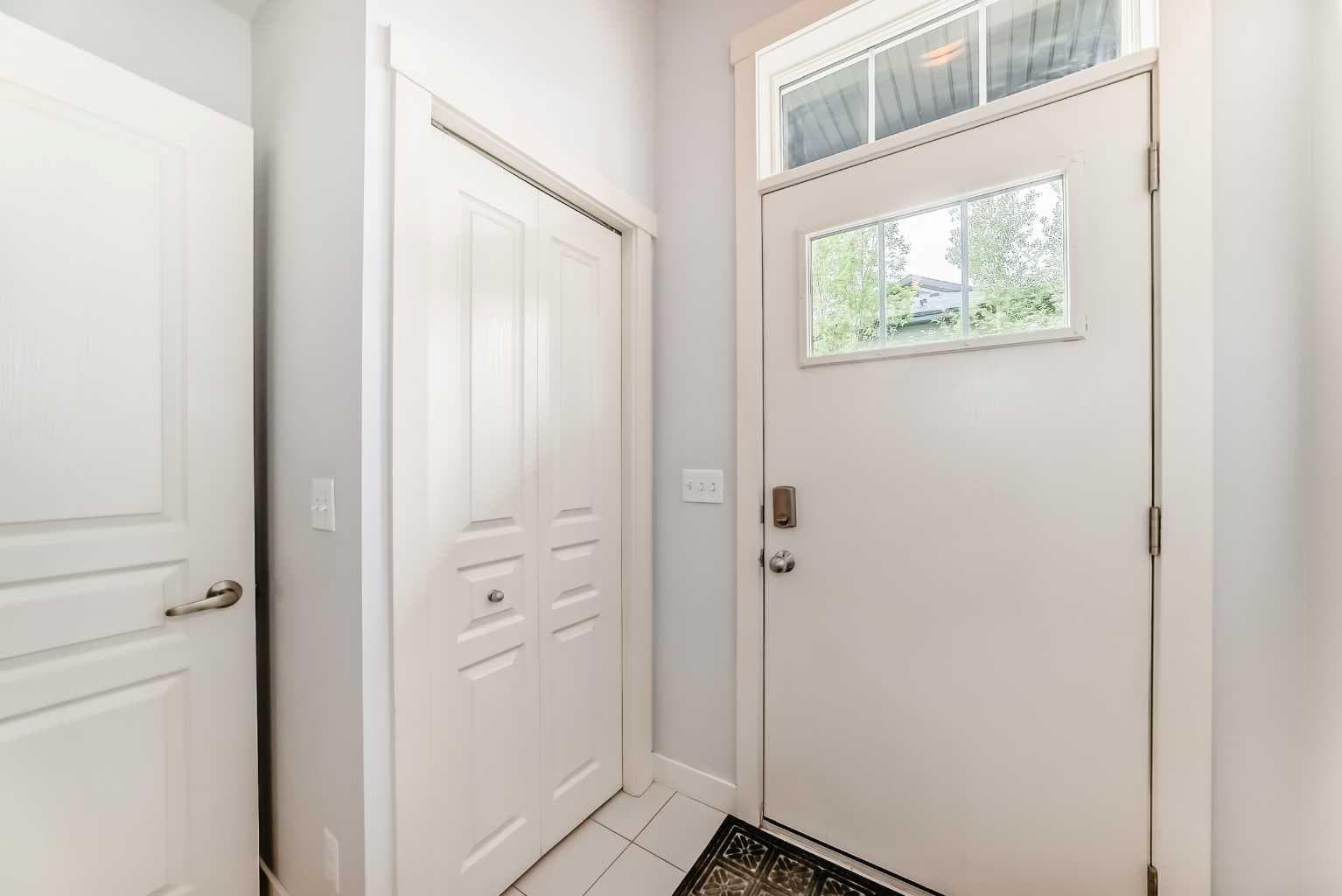 652 Cranford Walk SE