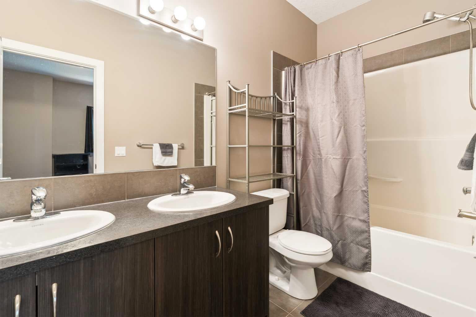316 Cranfield Common SE