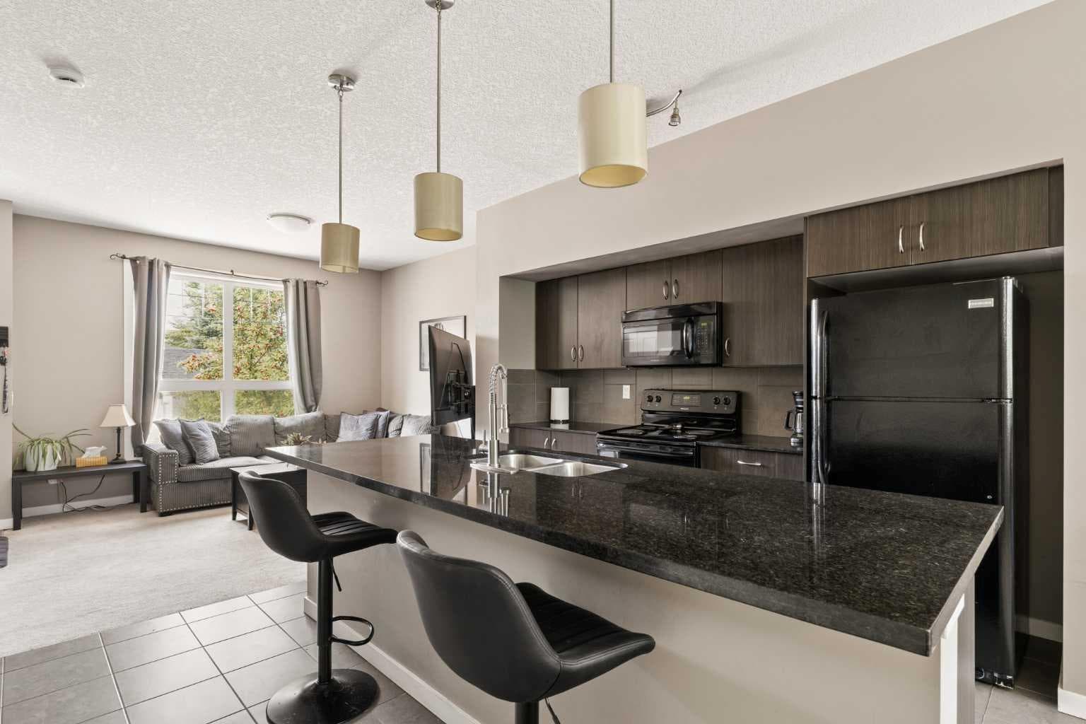 316 Cranfield Common SE
