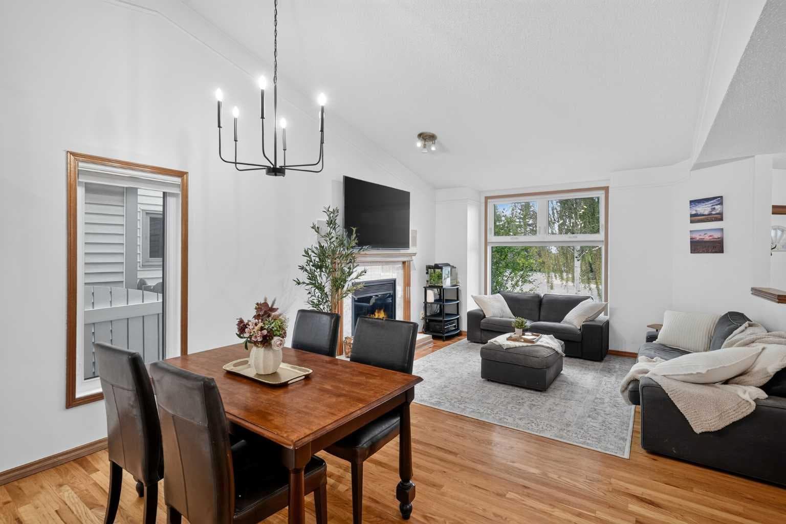 989 Macewan Valley Road NW