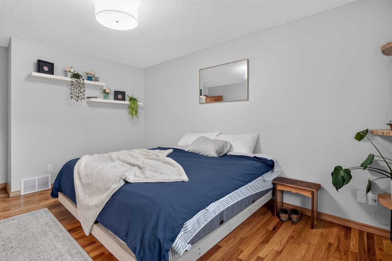 989 Macewan Valley Road NW