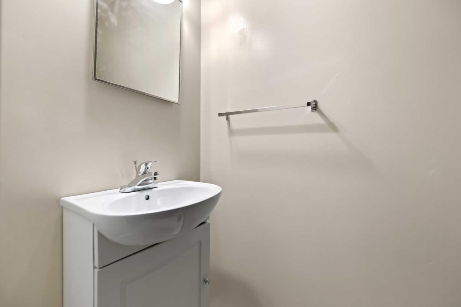 31 Brae Glen Court SW