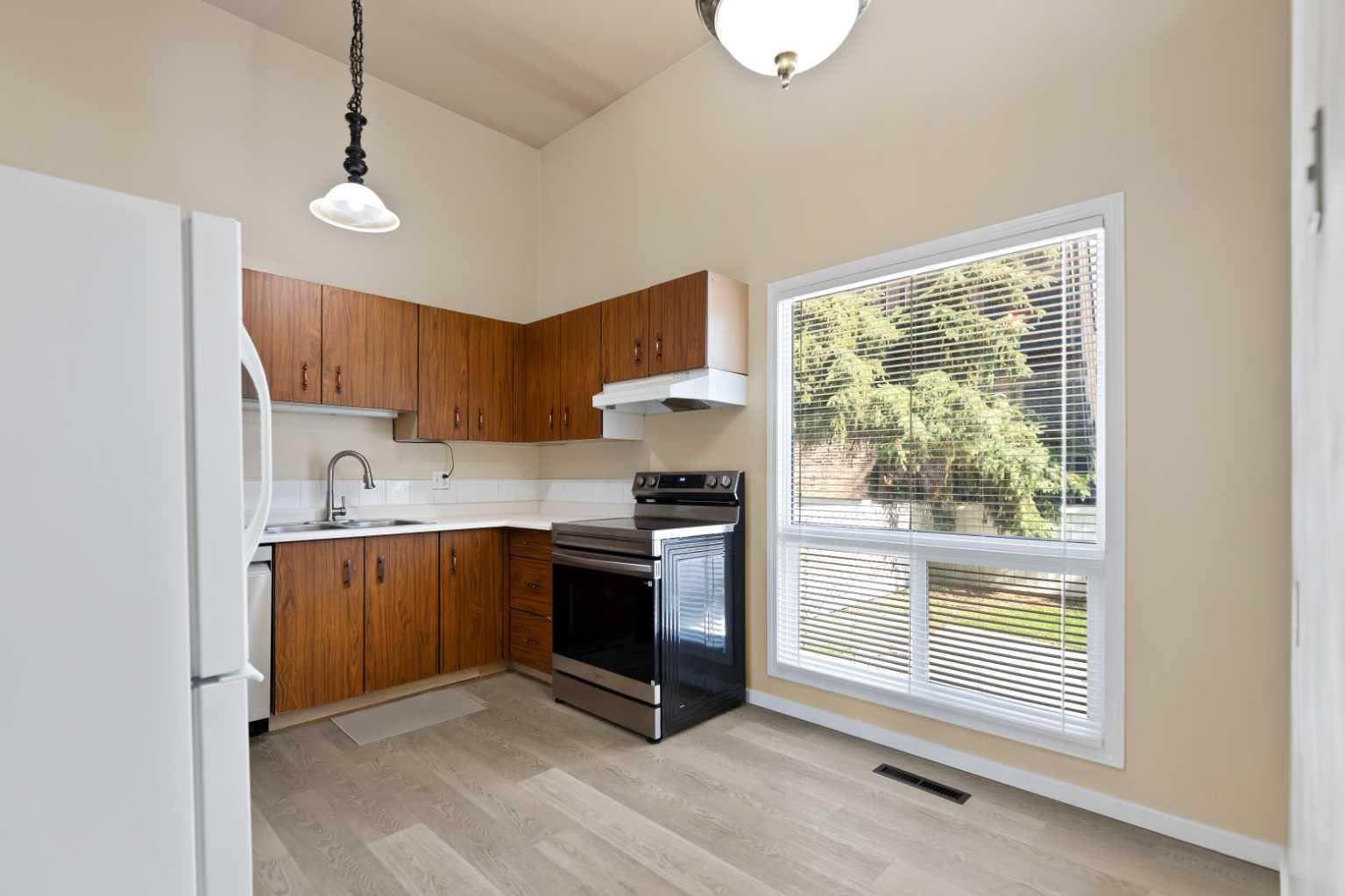 31 Brae Glen Court SW