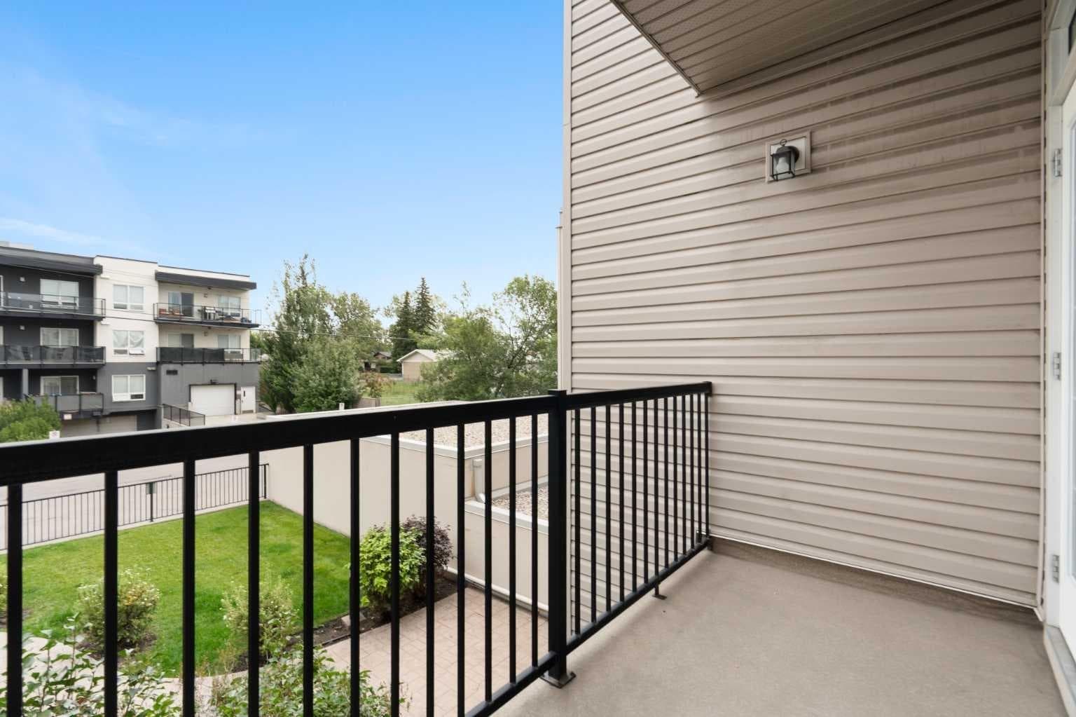 210, 15304 Bannister Road SE