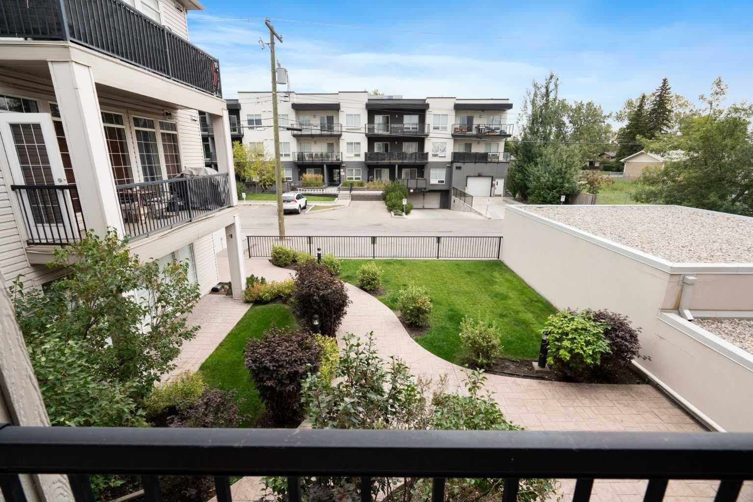 210, 15304 Bannister Road SE