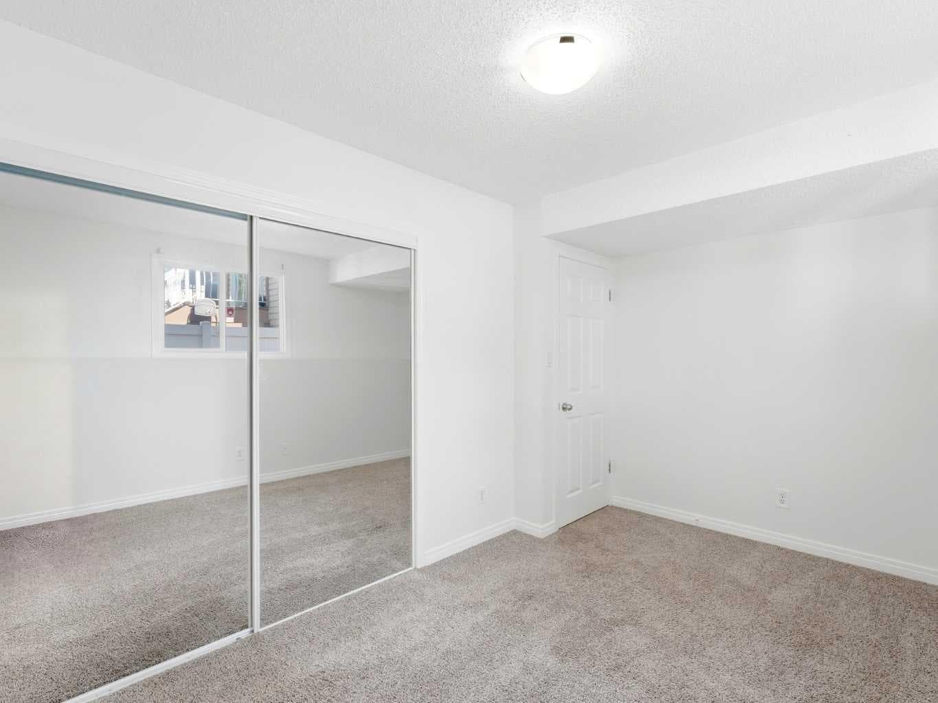 237 Sabrina Way SW