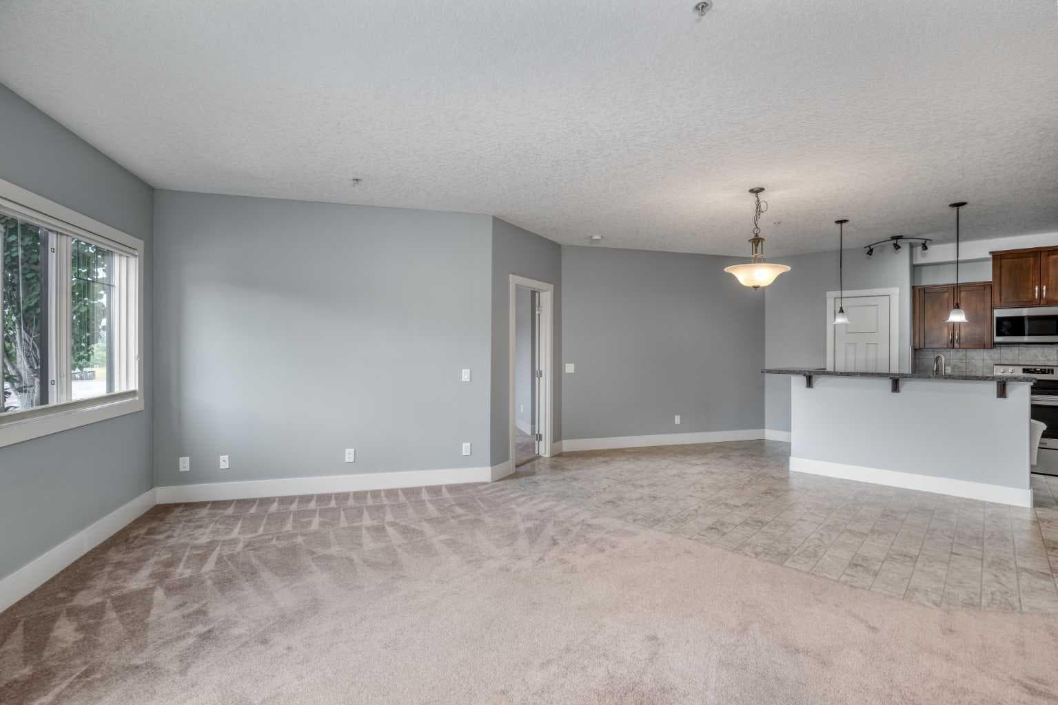 117, 77 George Fox Trail W