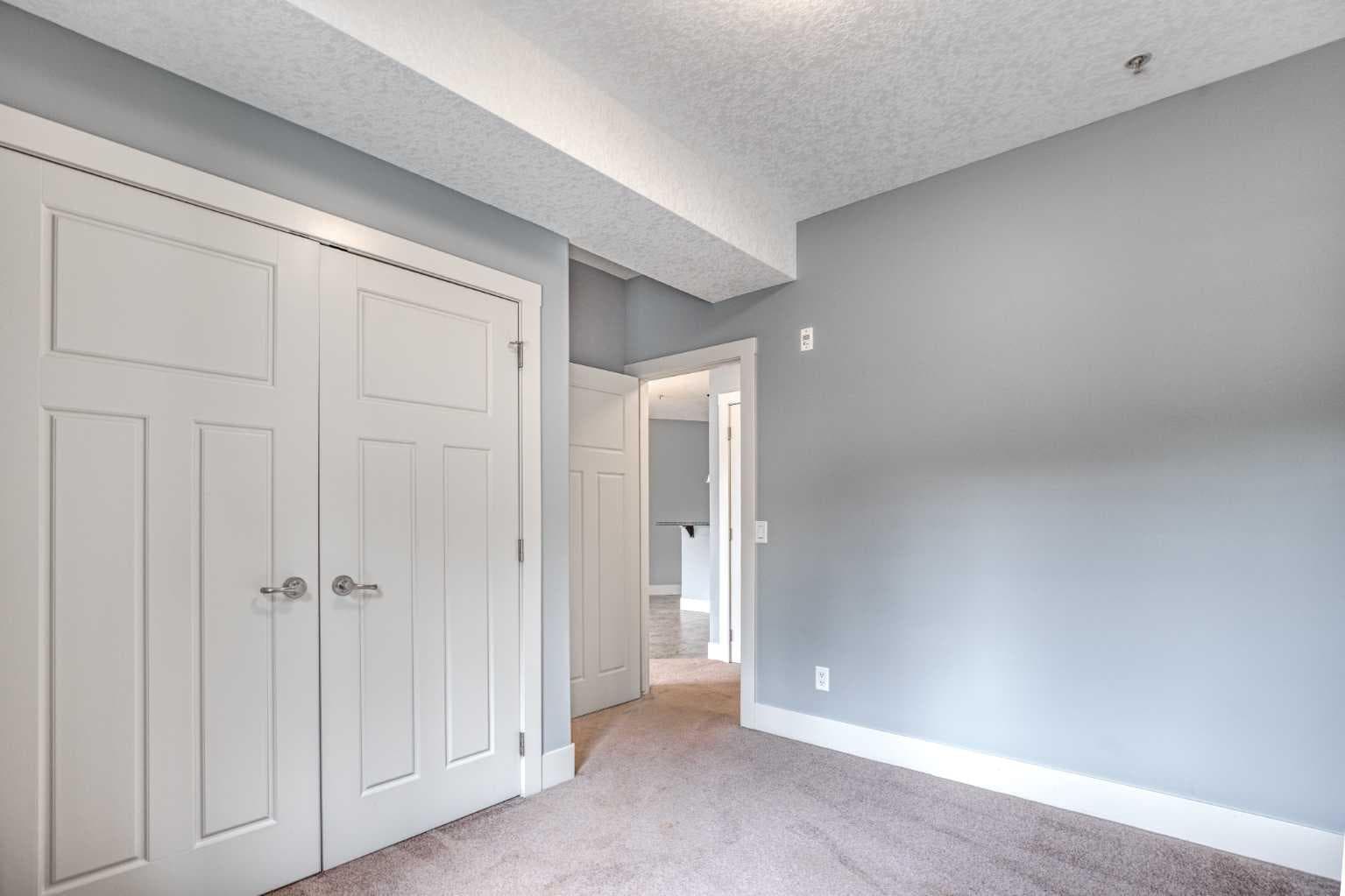 117, 77 George Fox Trail W