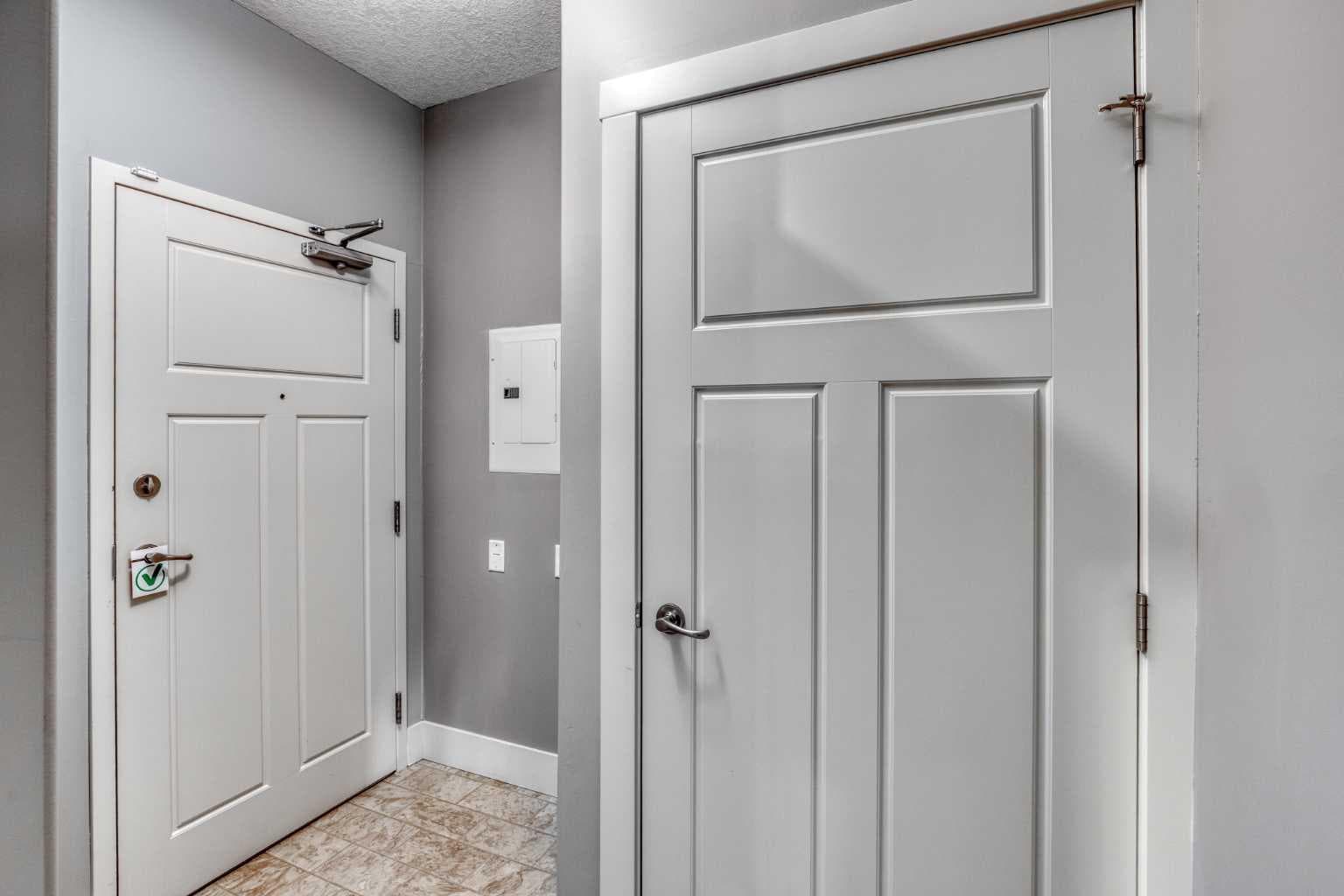 117, 77 George Fox Trail W