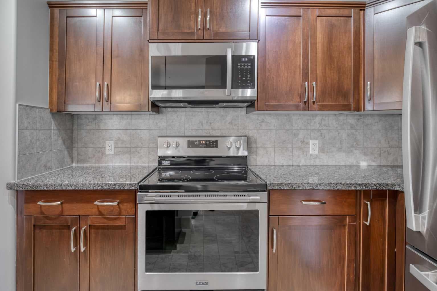 117, 77 George Fox Trail W