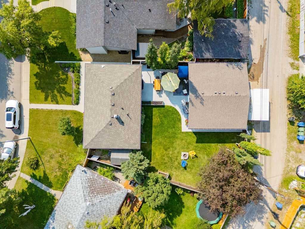 77 Westwood Drive SW