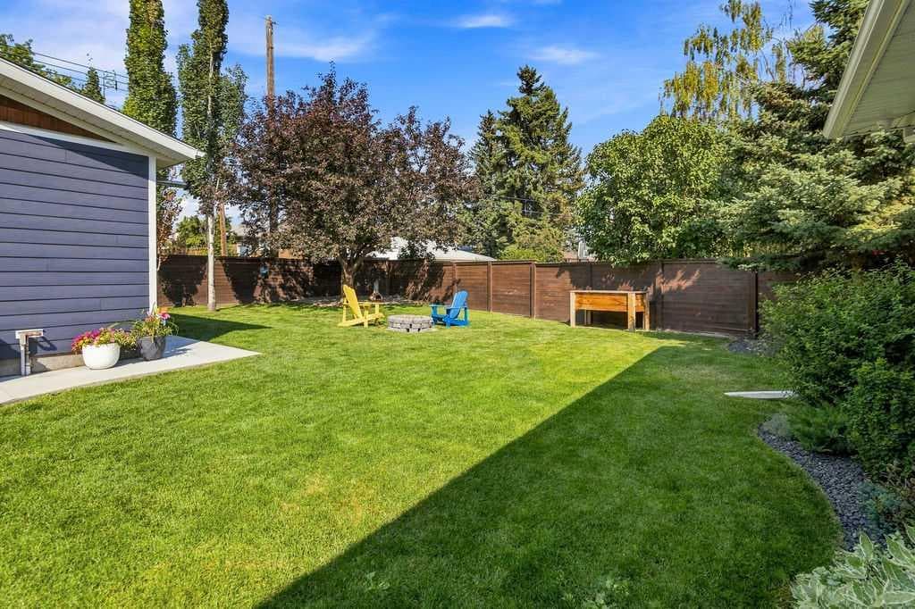 77 Westwood Drive SW