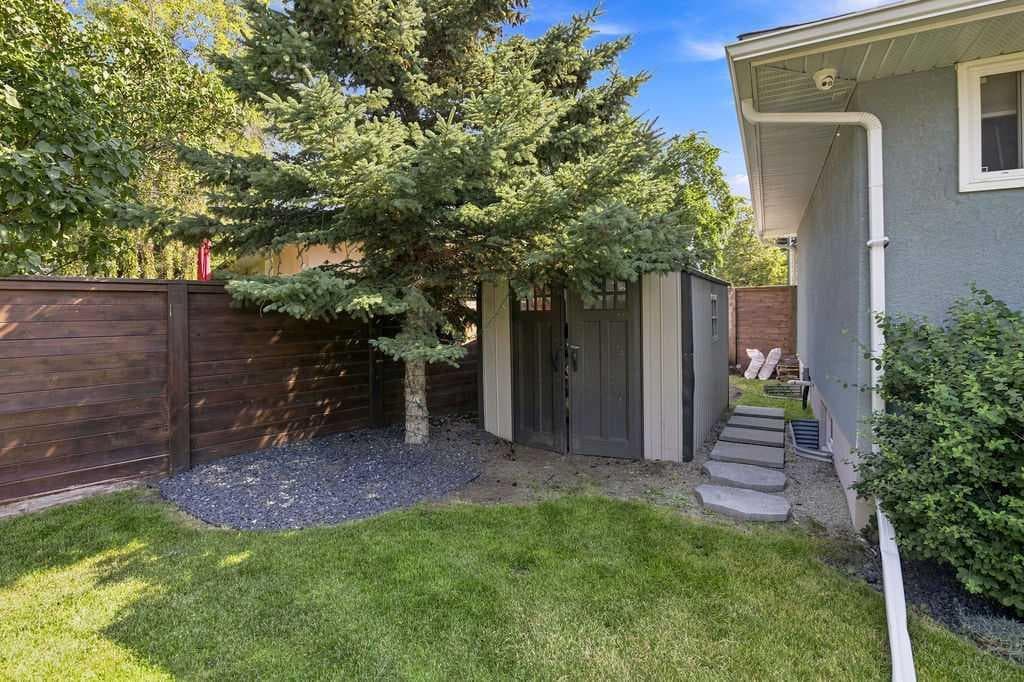 77 Westwood Drive SW