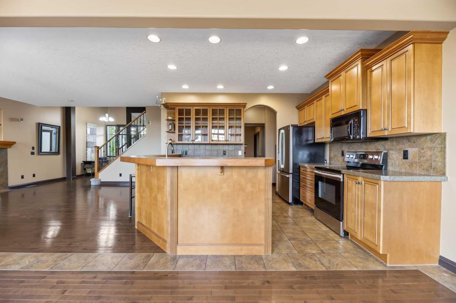 50 Kincora Park NW