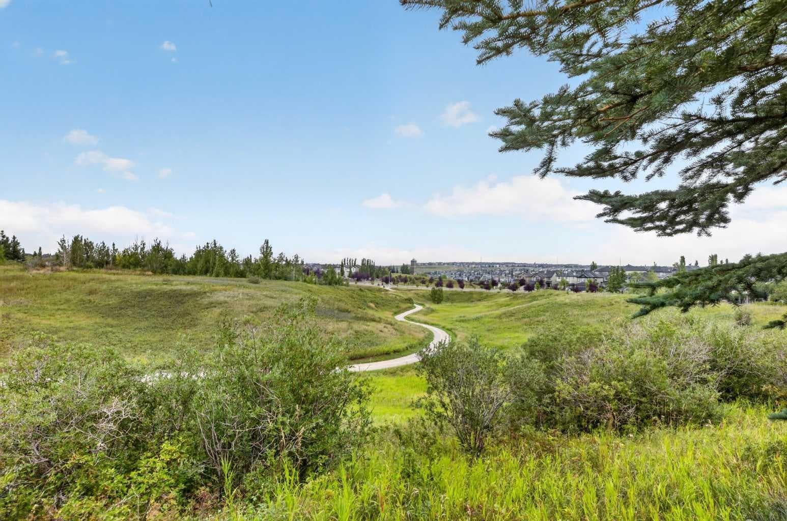 50 Kincora Park NW