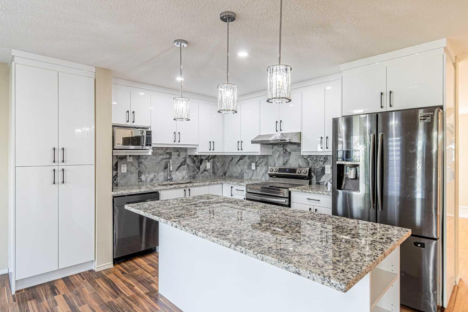 769 Coral Springs Boulevard NE