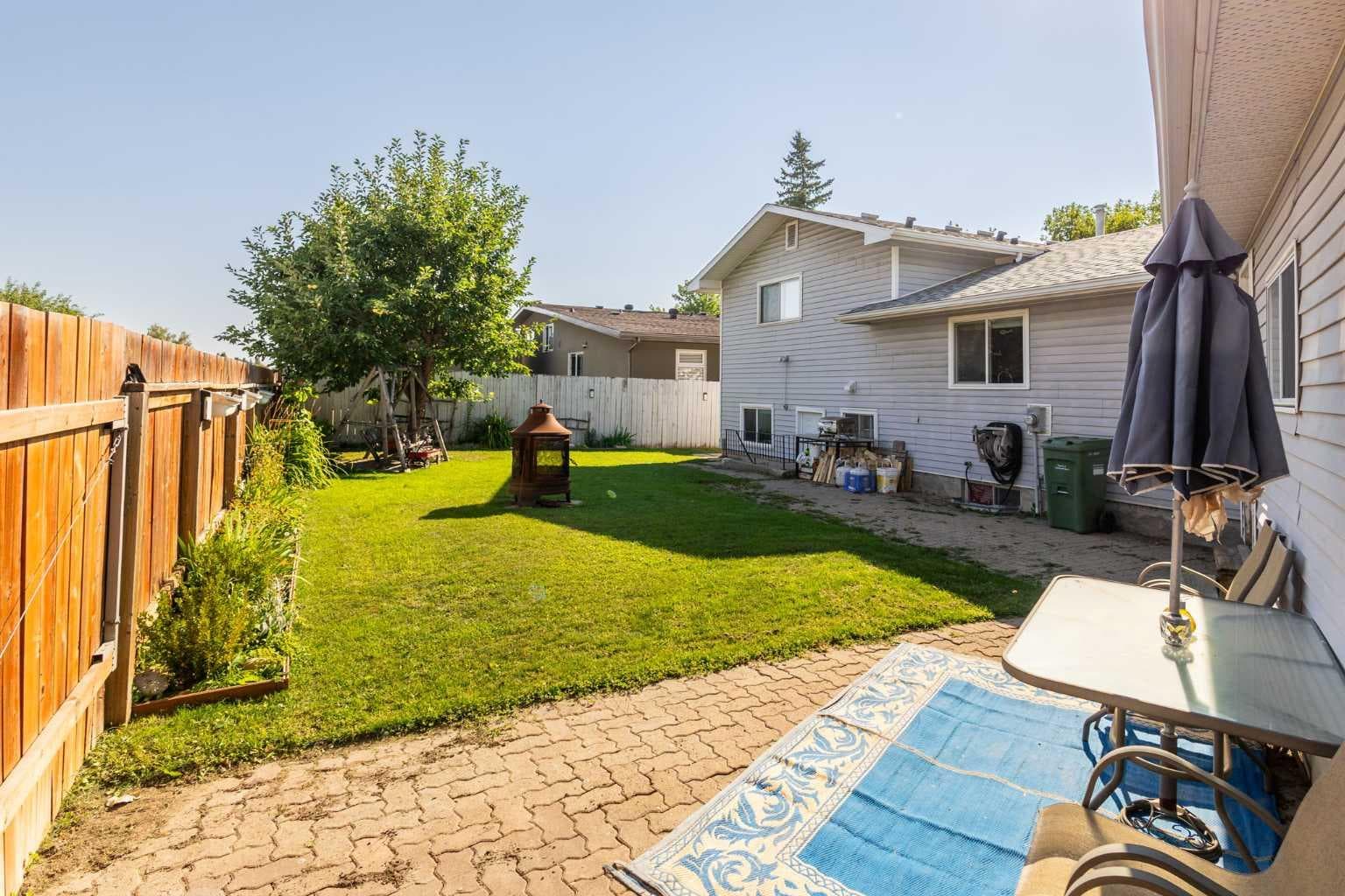 204 Rundleridge Drive NE