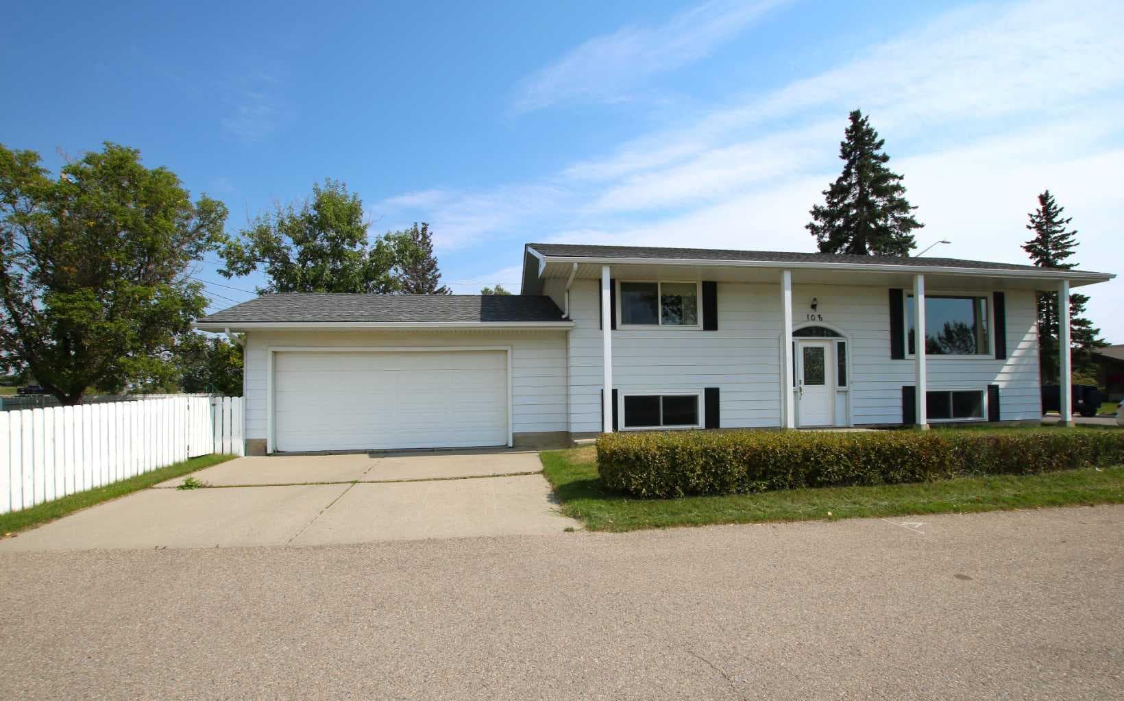 108 Flett Drive NE