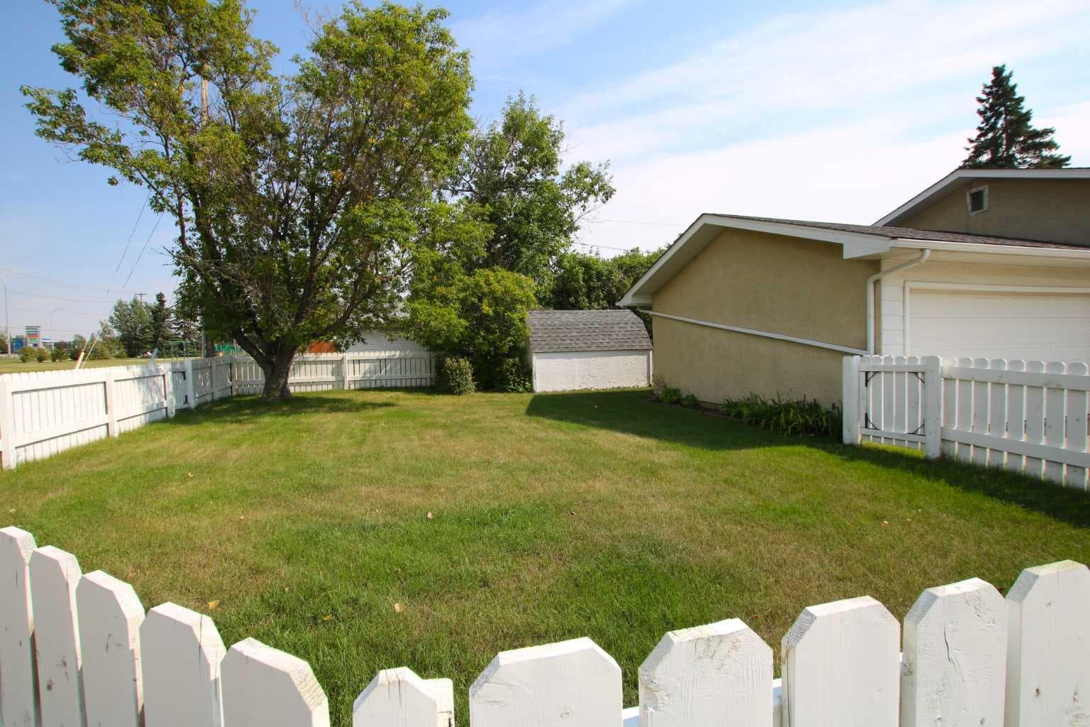 108 Flett Drive NE