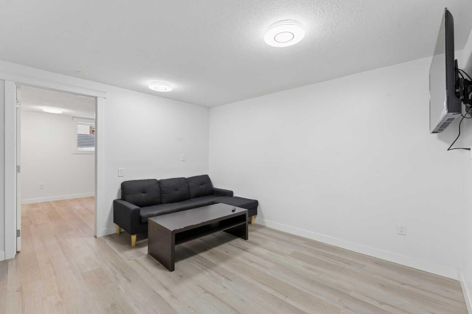 4666 marbank Drive 
