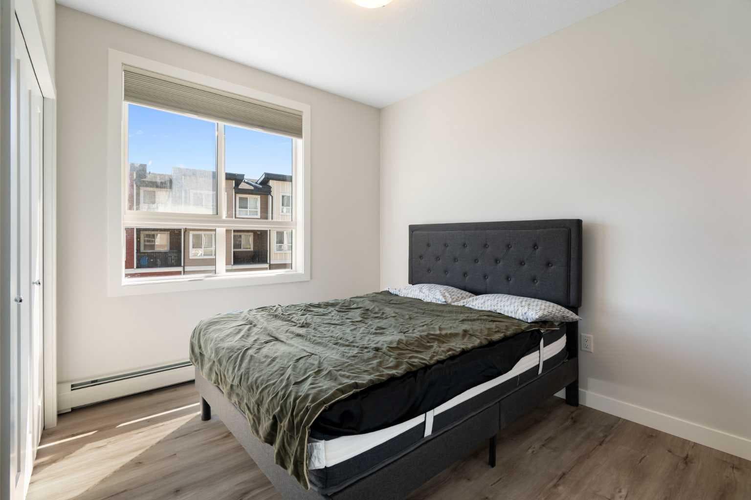 209, 25 Walgrove Walk SE