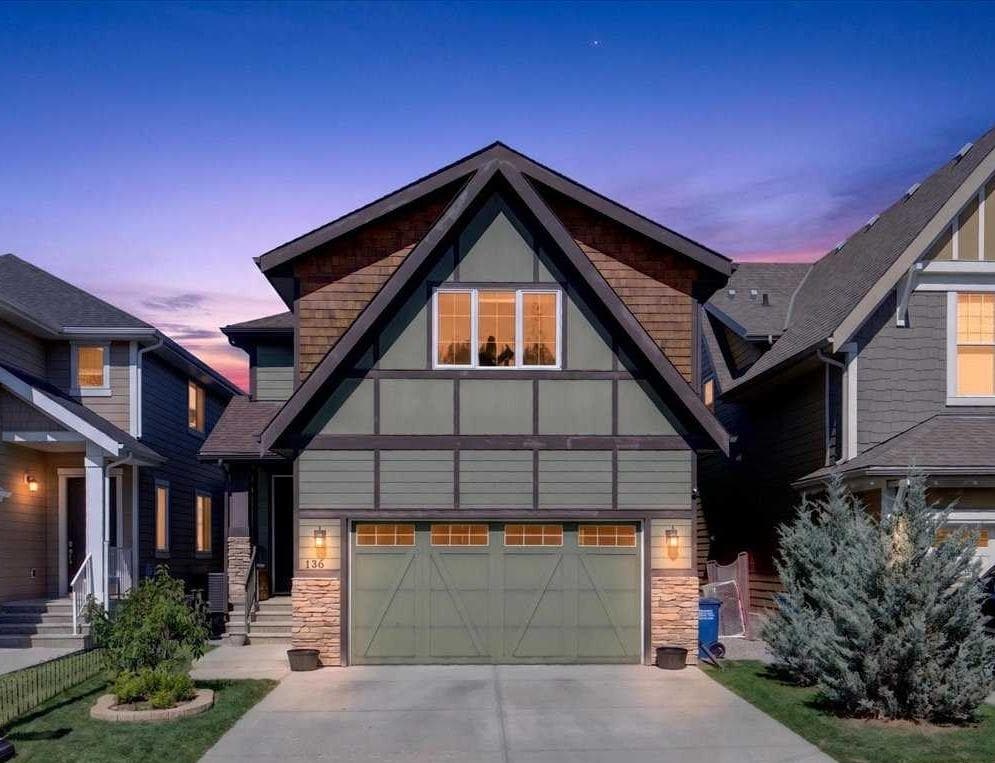 136 Riviera Way 