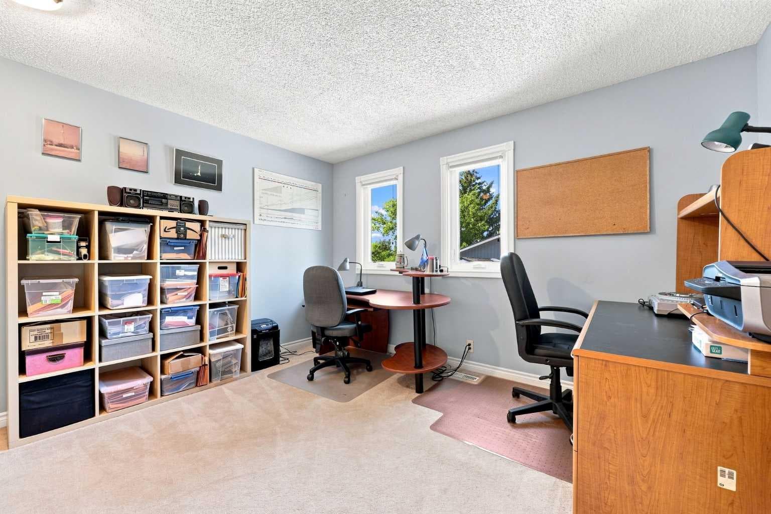 952 Edgemont Road NW
