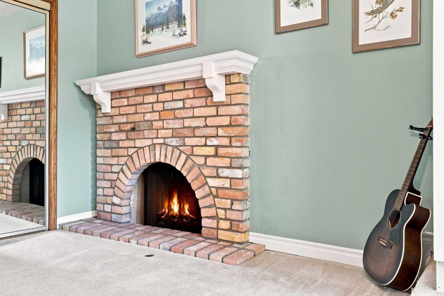 952 Edgemont Road NW