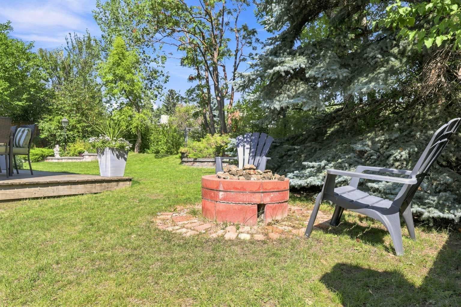 952 Edgemont Road NW