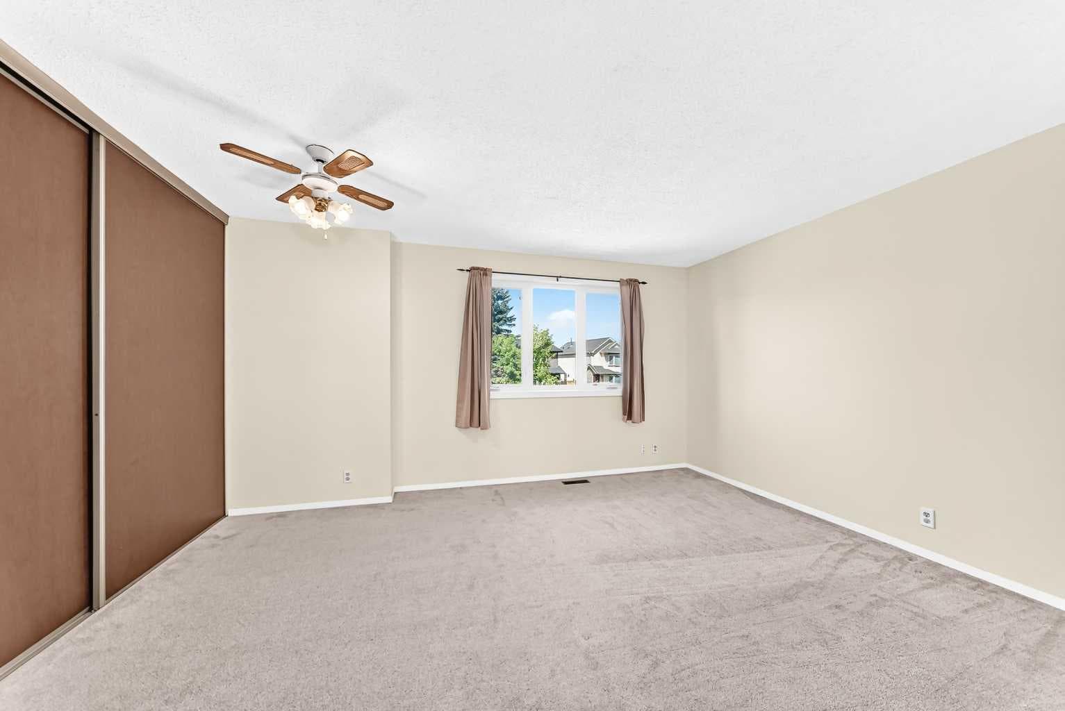 312 Falton Drive NE