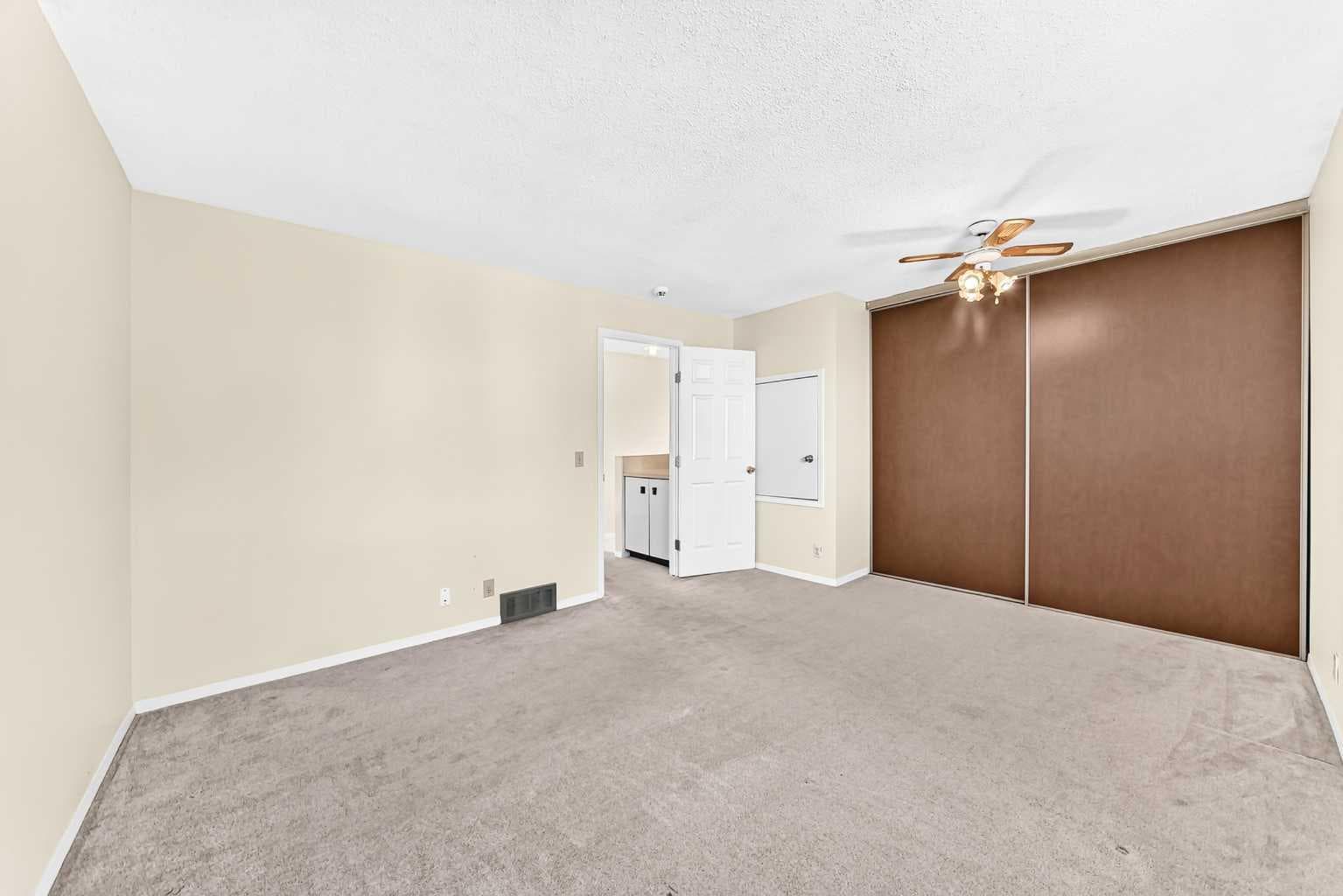 312 Falton Drive NE