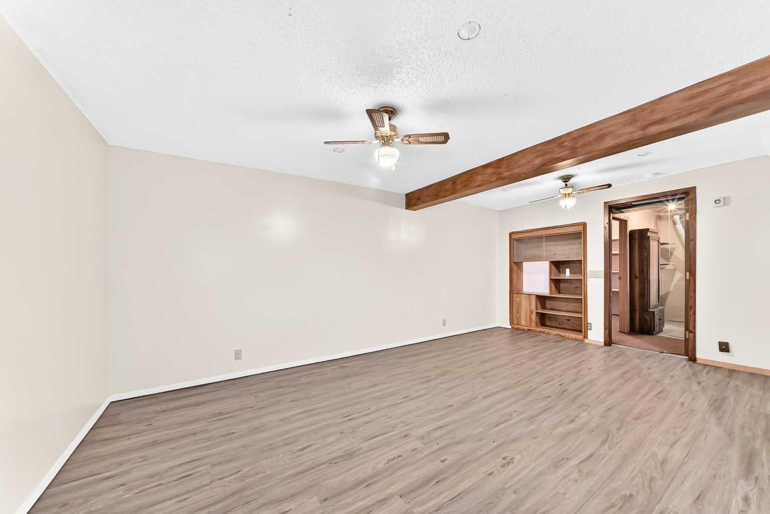 312 Falton Drive NE