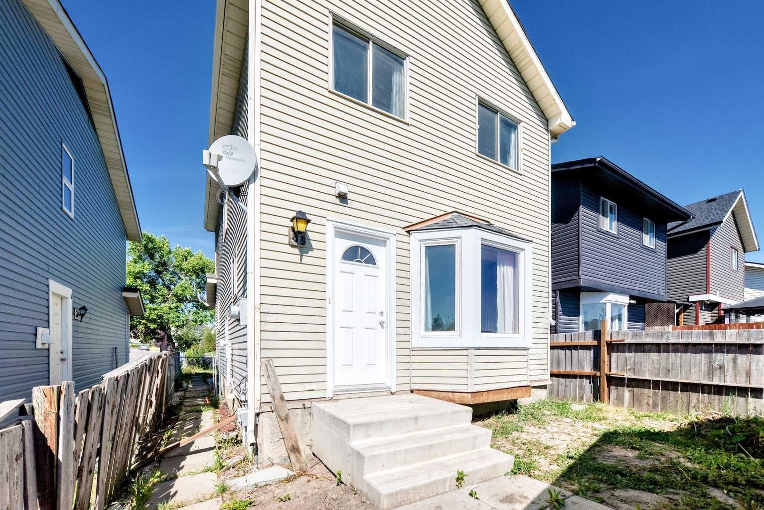 312 Falton Drive NE