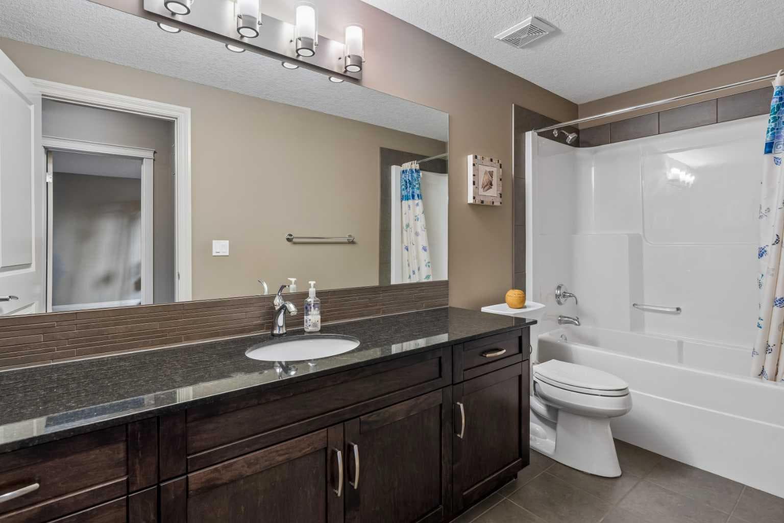 132 Aspenshire Drive SW