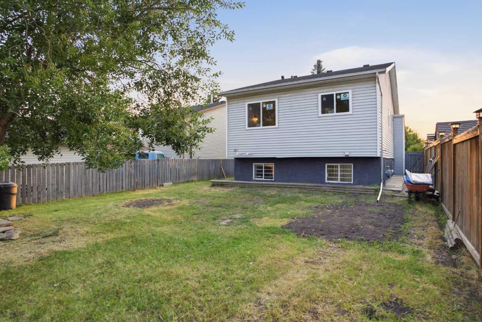 52 Erin Meadows Court SE
