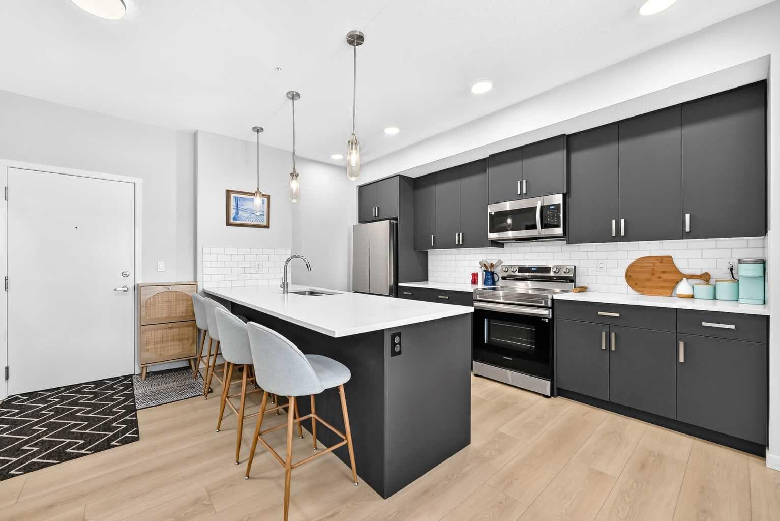 4403, 550 Belmont Street SW
